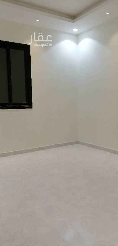 1512276 للايجار شقة بالسطح جديده بحي العارض
بها مجلس. صاله. غرفتين نوم. مطبخ. 2 دورة مياه
بدون مطبخ او مكيفات
الإيجار 17 الف سنويا
0590442233