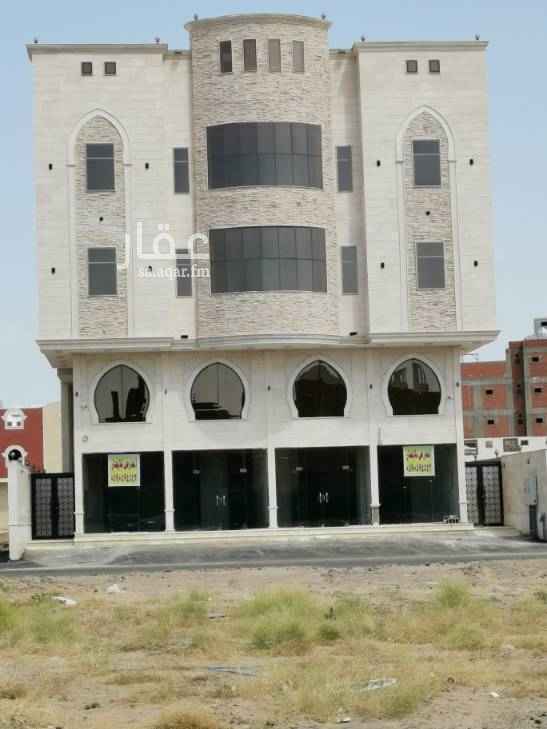 1460579 معارض تجارية جديدة مع دور ميزانين بمخطط ولي العهد رقم ٣ على شارع ٦٠ عدد ٤ معارض بمساحة كل دور 170 م٢ بإجمالي 340 م٢ مع الميزانين الموقع استراتيجي ممتاز
