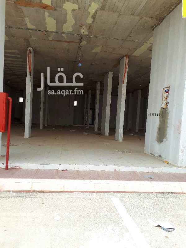 1530496 عماره علي شارع نجران قريبه من شارع الشفا للايجار بالكامل
مكونه من ٦شقق كل شقه مكونه من مجلس رجال وصاله وغرفتيين نوم ومطبخ ودورتين مياه الشقه وشقتين منهم ٤وصاله كل شقه لها عداد مستقل
ومكونه من ٦محلات كل محل مساحته ٤×٢٣ متر بطول العماره الماء واصل والكهرب ونظام اطفاء بالكامل