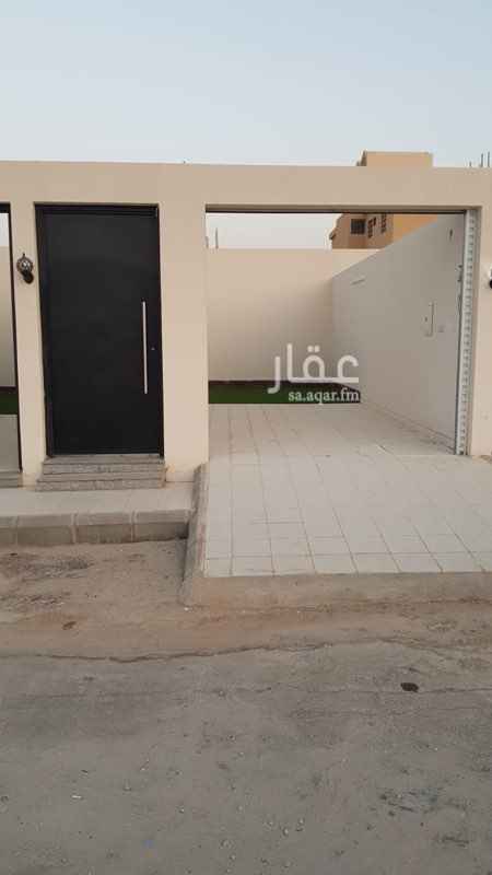 1668132 للايجارشاليهات عزاب
كل شاليه مجلس وغرفه ومطبخ راكب ودورة مياة وحوش