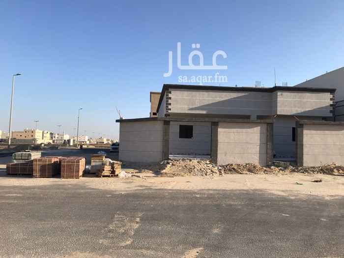 1743139 دور وملحق مكون من كراج وحوش واسع ومجلس ومقلط ودورة مياه اعزكم الله ومجلس حريم ودورة مياه ومطبخ وصاله كبيره + اربع غرف نوم عدد 1 ماستر يفتح شمال على شارع 24 مواقف وشرق نافذ عرض 15 بالحي السابع 13 ضاحية الملك فهد بالدمام
كذالك يوجد لدى المالك ضمانات وشهاده اشراف هندسي على المبنى
السعر قابل للتفاوض بالحد المعقول