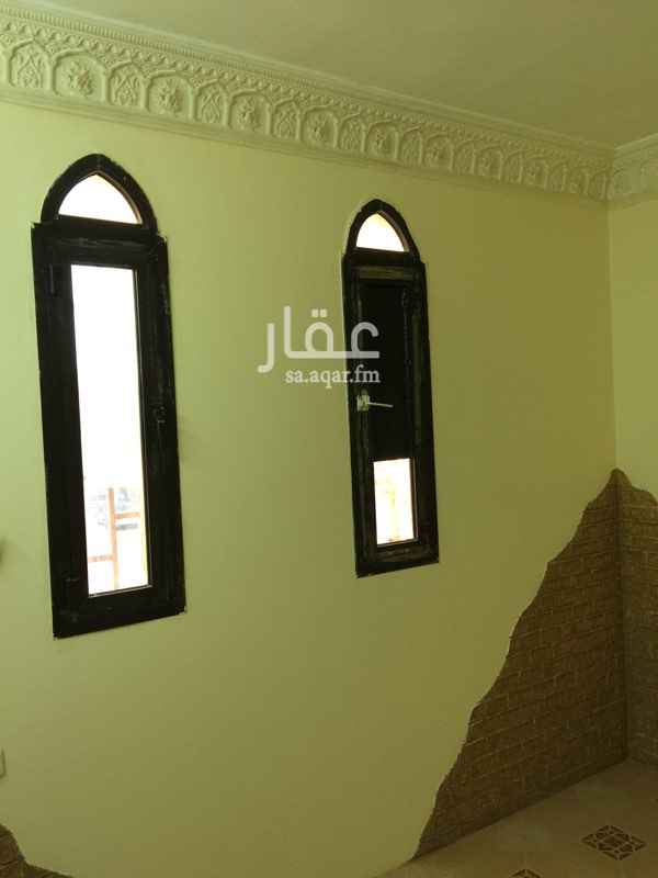1638662 غرفة داخل شقة عزاب بحي العقيق شمال الرياض
مساحة الغرفه ممتازه ٤*٦
مجدده دهان
الموجودين بالشقه مصريين
الايجار السنوي للغرفه ٩٨٠٠ ريال شامل السعي والمياه
السداد على دفعتين
0591143577