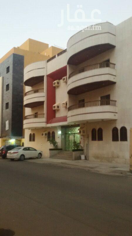 1254639 4 غرف كبيره
صاله كبيره
2 حمام واحد كبير
مطبخ راكب
بلكونه على الشارع
بدون مصعد
الدور الاول
الايجار26الف
