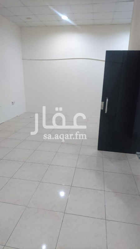 1379463 بسم الله الرحمن الرحيم
يوجد عدد 2 محلات للايجار بعمارة البرواز للشقق الفندقية
المحل رقم 1
طول 8 متر و 80 سم / عرض 7 متر و 12 سم
المحل رقم 2
طول 8 متر و 80 سم / عرض 6 متر
( جميع المحلات مزودة بالتكييف )