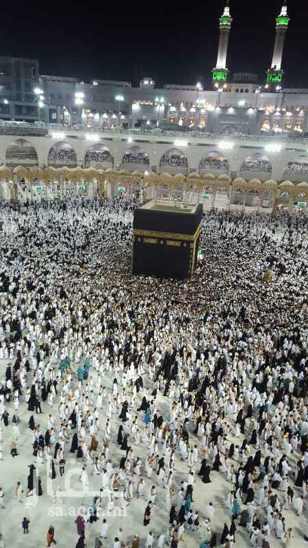 1413734 3 غرف ومطبخ وعدد 2 دوات مياه وصاله كبيرة 7 × 5 سطح صغير +مدخلين للشقه