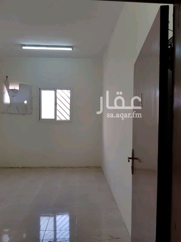 1118345 اقدم لكم فله عباره عن دور واحد مساحه 450م شغل ممتاز عليه ضمانات مميزات كثيره من حيث الموقع ويفتح ع مرفق وقريب من مسجد يتكون الدور من (مدخل سياره ومشب ومجلس رجال ومقلط وصاله ومطبخ ومستودع ومجلس نسا و3 غرف نوم منهم واحده ماستر بدوره مياه لحالها) الدور مؤسس شقتين سقف هردي وسباكه قبلان وكهرباء الترا وضمانات
يوجد لدينا تمويل عقاري وتسديد مديوينه وتسهيل إجراءات البنوك
للتواصل ابوياسر مكتب الاسمري
0559151479