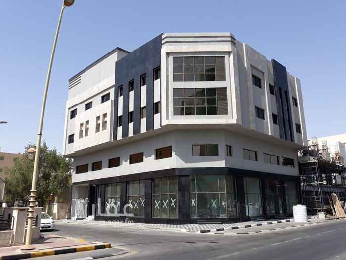 1707699 معارض تجارية بمساحات مختلفة للايجار في موقع استراتيجي في مدينة الخبر على شارع البيبسي معارض داخلية بمساحة ١٥٥ م٢سعر المتر ١٢٠٠ ريال ومعرض الزاوية بمساحة ٢٣٠م٢ سعر المتر ١٥٠٠ ريال