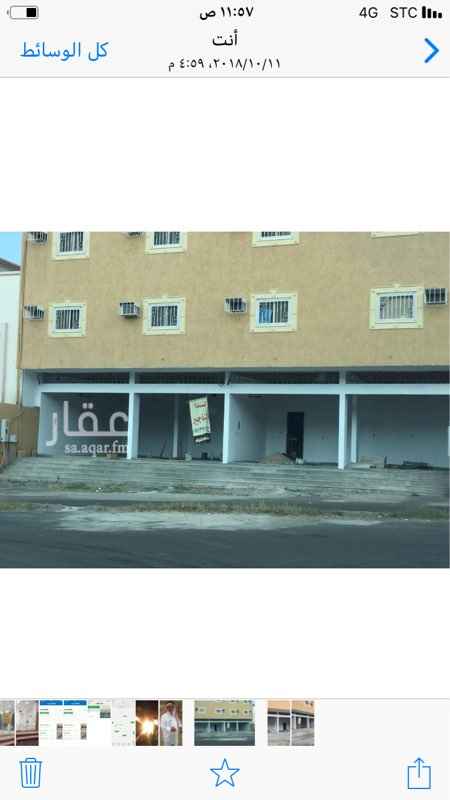 1526083 اربع فتحات جديدة معها مواقف واسعة
تجارية موقع سنتر
العقد لمدة ثلاث قابل للتجديد
اول ثلاثة اشهر مجانا مهلة الرخصة والديكور