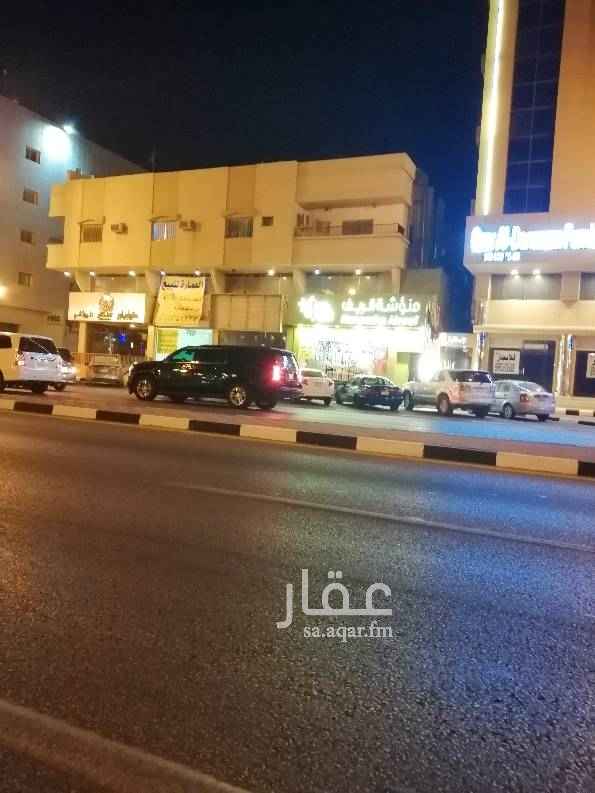 1586205 عمارة تجارية سكنية بالشارع الأول بالدمام