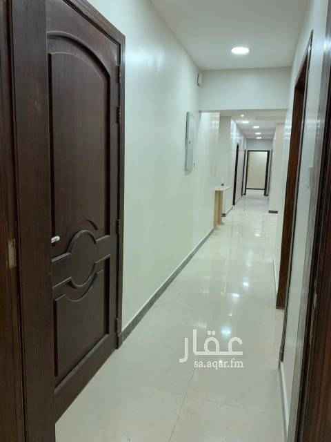 1757469 شقق للبيع من المالك مباشره
عبارة عن 5 غرفة نوم و 3 دورات مياه ومطبخ ومستودع مخزن الشقق ممتازة جدا
المتوفر دور الثاني ودور ثالث فقط
لمعرفه الموقع الأصلي التواصل على الواتس اب فقط وشكراً
