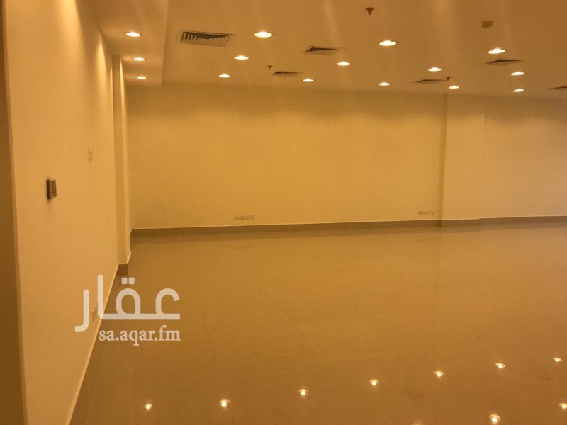 1296519 مكتب ادراي للتاجير مكيف ومشطب تشطيب راقي والصور تحكي ذلك
والمبني جاهز ومرخص من الدفاع المدني