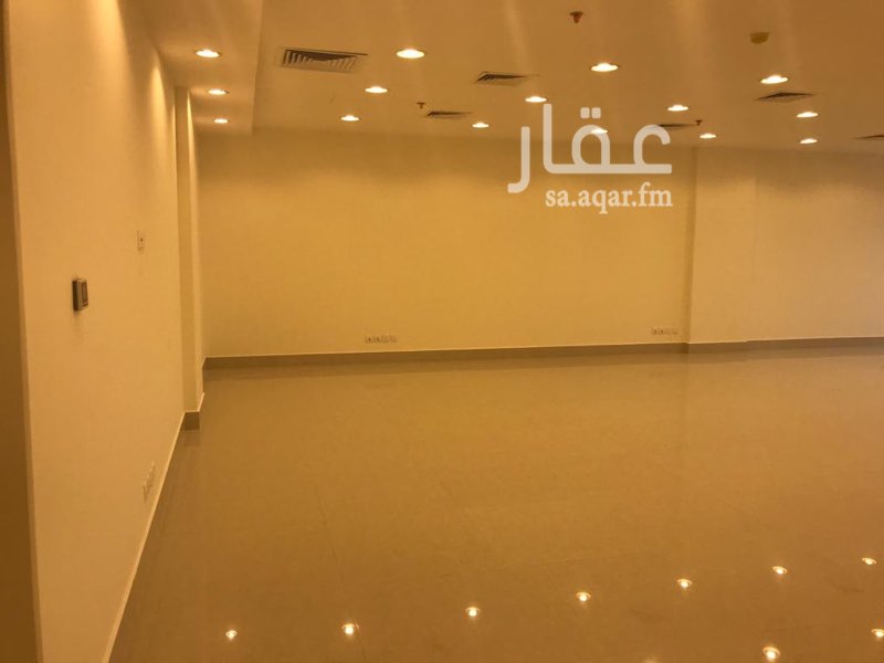 1338816 مكاتب ادراية مشطبة جاهزة ومكيفة والصور تحكي ذلك
وتوجد مساحات مختلفة