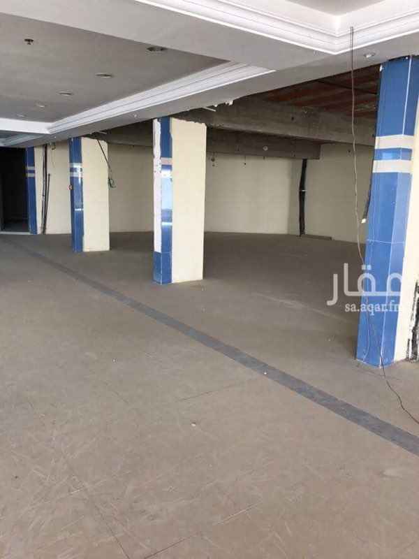 548691 مكاتب إدارية للإيجار تصلح لجميع الشركات والمؤسسات مساحات ١١٠٠متر بالدور الثاني من مركز الأثير بلازا ويمكن تقسيمها حسب متطلبات الشركة (كاملة المرافق) يوجد بها حمامات ومصلي للموظفين واسانسير تطل علي شارع سلطانة المؤدي إلي الحرم النبوي الشريف السعر قابل للتفاوض.