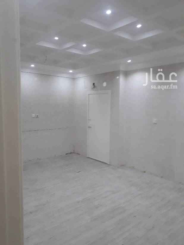 1651453 دور أرضى للايجار حى المحمدية مدخل مستقل مدخل سياره حوش قريبه من مسجد