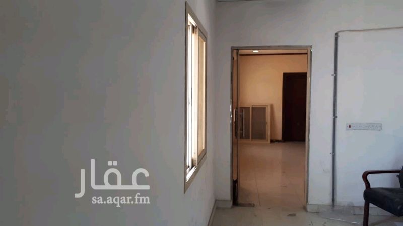 1209124 يوجد لدي مصنع و مستودع للايجار في منطقة الرفايع طريق الخرج يبعد عن نقطة التفتيش 30 كم
المساحة :5000 متر
الترخيص : صناعي
الكهرباء : 1200 امبير مع امكانية الرفع ل 2000
الدفاع المدني : متوسط الخطوره
المواصفات سكن عمال مسجد مطبخ مركزي ارضيه اسمنتيه جوده عاليه مكاتب اداريه سكن اداره مستودع قطع غيار
انشالله التفاوض سمح للجادين
علما انه يمكن تجزئة المساحه الى نصفين 2500م
الموقع صناعية الرفايع. مخرج 7 طريق الخوج مكان هادئ وبعيد عن تعقيد الاجراآت وزحمة الرياض