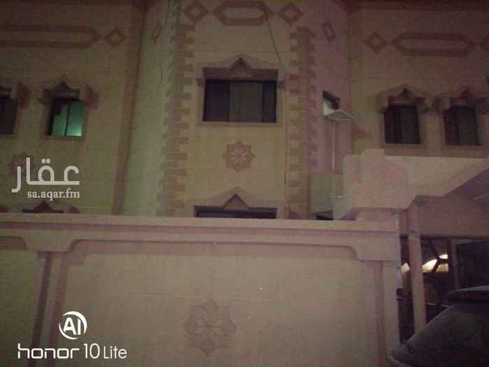 1462483 دور ٣ غرف+ مجلس+ ومقلط +صاله +مطبخ +٣ دورات مياه