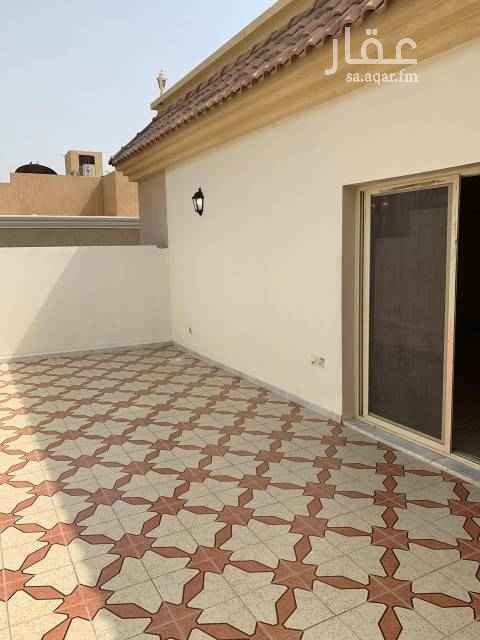 1753097 شقه روف ٤غرف وصاله و٣حمام ومطبخ مع سطحين الموقع المرفق غير دقيق عالواتساب موجود