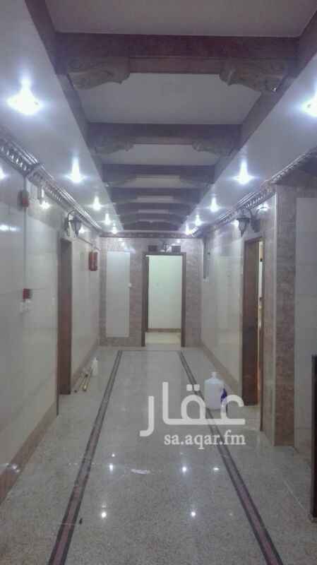 1542538 شقة للإيجار عوائل
حي الملك فيصل
غرفة وصالة ودورة مياه ومطبخ
راكب مكيفات ومطبخ
تشطيب فاخر
راكب مصعد بالعمارة