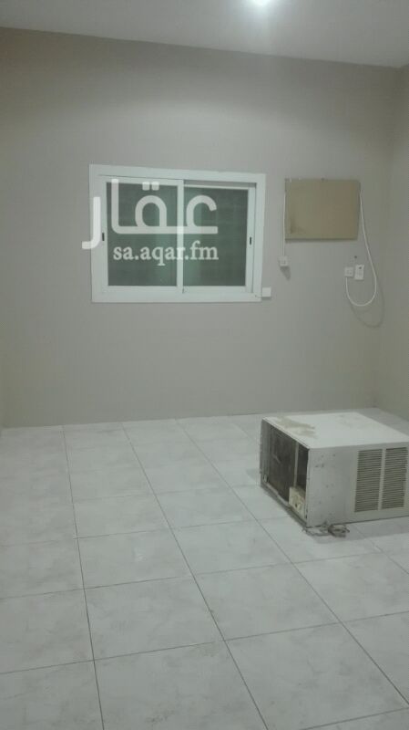 1544577 شقة للإيجار عزاب
حي الجزيرة
غرفة ودورة مياه
راكب مكيف
دور أرضي
الشقة مجددة
يوجد قبو سيارات
ويوجد شقة الدور الأول علوي
بنفس العمارة ونفس المواصفات بنفس السعر
