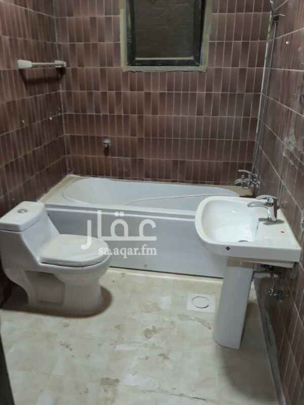 1585488 شقة للإيجار عوائل
حي المصيف
غرفتين وصالة و2دورات مياه ومطبخ راكب مطبخ
بدون مكيفات
تشطيب ممتاز