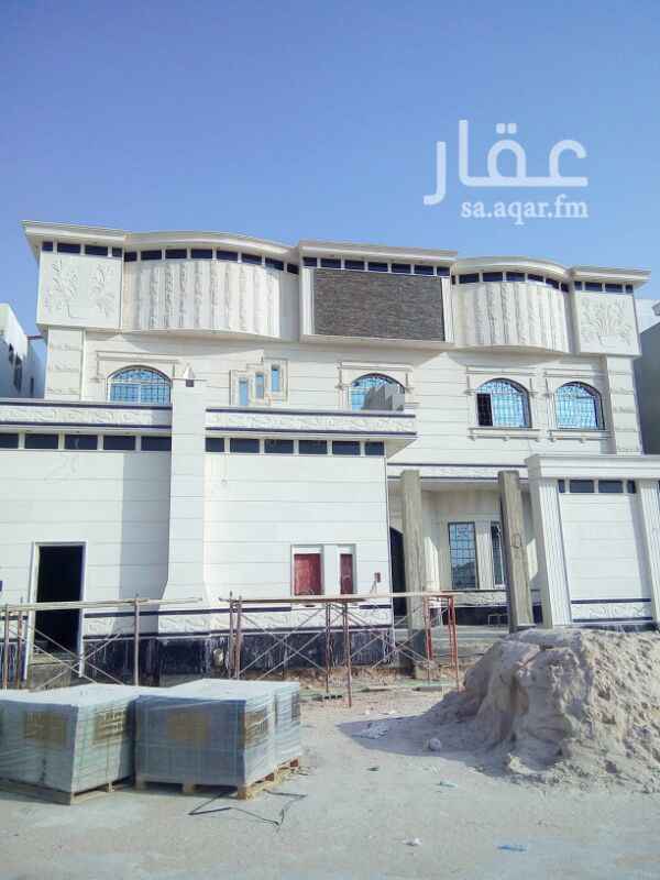 1113512 فيلا للبيع درج داخلي وشقتين قريبه من بندة شارع عشرين واسعة الغرف قريبه من الخدمات التعليمية والصحية والاجتماعية والثقافية والاجتماعية