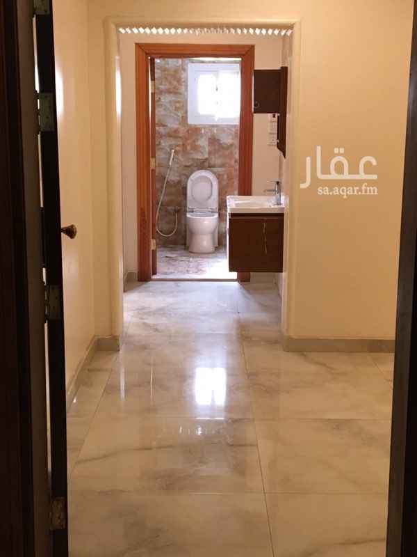 1479407 شقه ٦غرف مدخلين +غرفة شغاله + صاله وثلاث دورات مياه