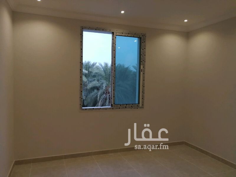 1582768 ✅ فيلا تشطيب فخم حي البدراني مخطط
(السحيم)
مساحتها / 476م
واجهه شرقيه
اطلاله مميزه
شغل فاخر عصري
ضمانات على السباكه والكهرباء
عدد الغرف 8
عدد دورات المياه 6
الصالات 2
تأسيس مصعد
جديده
المطلوب /مليون و500 الف
