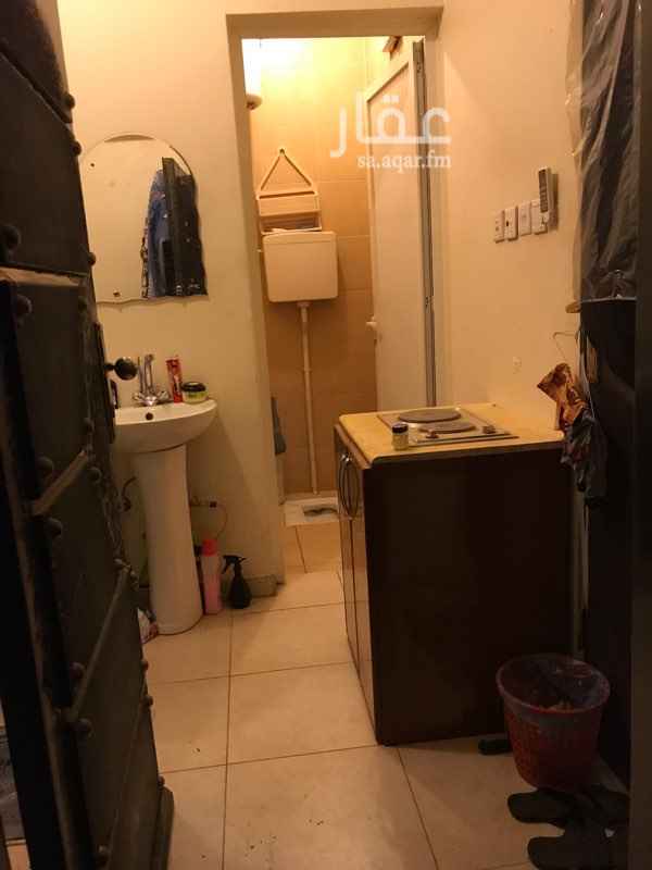 1462110 طاولت طبخ ،ثلاجه، سرير
العرض ٢متر الطول ٤