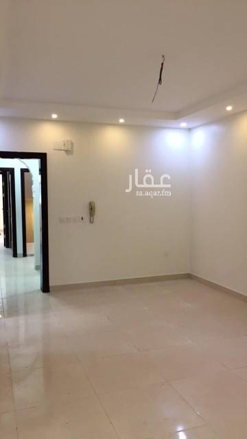 1509564 عمارة بالتلال
مساحه الأرض 378م
تتكون
البدروم مساحة 271م
الدور الأرضي مساحة 216م
الدور الأول مساحة 226م
5غرف +4حمامات+غرفة غسيل+صالة+مطبخ+خزان مستقل أرضي وعلوي
في كل دور شقة واحدة فقط للاستقلالية
مصعد
والبدروم زيادة ميزات .. مدخل مستقل+غرفة سائق أوخادمة + كامل الحوش له
مليون و500