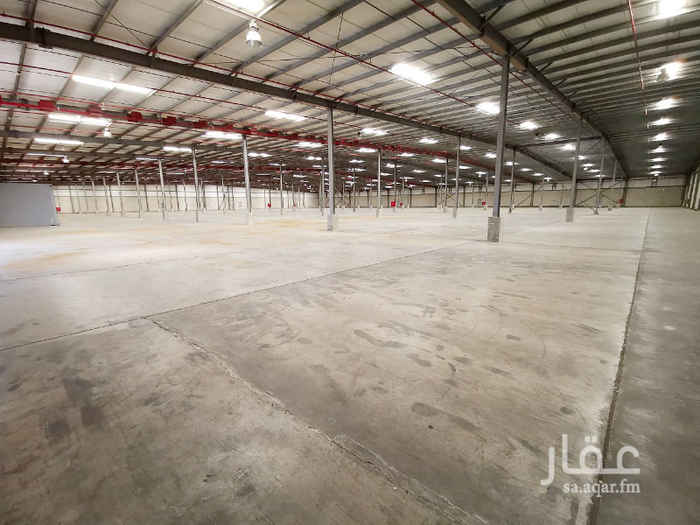 1454331 مستودع نموذجي للايجار بجدة
بمساحة 11,000 متر , تمتاز مستودعاتنا باعلى مواصفات الجوده ودقة التنفيذ ومواصفاتها كالتالي
توفير انظمة اطفاء وانذار حريق لكامل المستودع
توفر الخدمات الأمنية بالموقع من حيث الحراسة على المداخل ونظام المراقبة الإلكتروني وتوفر سيارات الآمن داخل الموقع
سهولة عمليات التحميل
