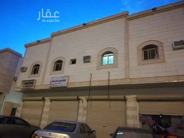 1575508 محلات للايجار:
إيجار الفتحه 10,000 ريال