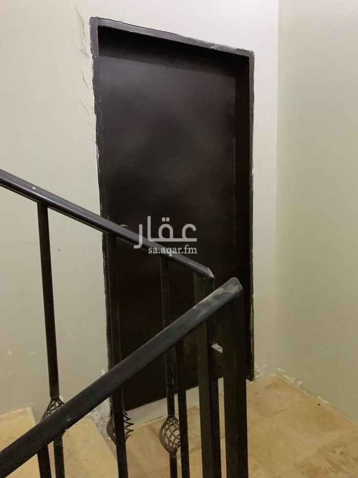 1693441 شقه لايجار دور اول عداد مستقل المويا واصل شارع ٢٠ مستخدم نضيف مجدد كل شي الخدمات قريبه علي شارع احمد بن الخطاب خلف اسواق مترو ماركت