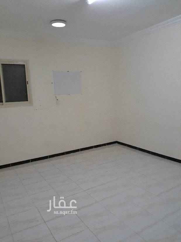 1693444 شقه لايجار علي شارع عثمان بن صدقه خلف البنك الاهلي دور اول عداد مستقل المويا وايت مساحه الفله ٤٥٠ سنوي ب ١٠٠٠٠الف ريال