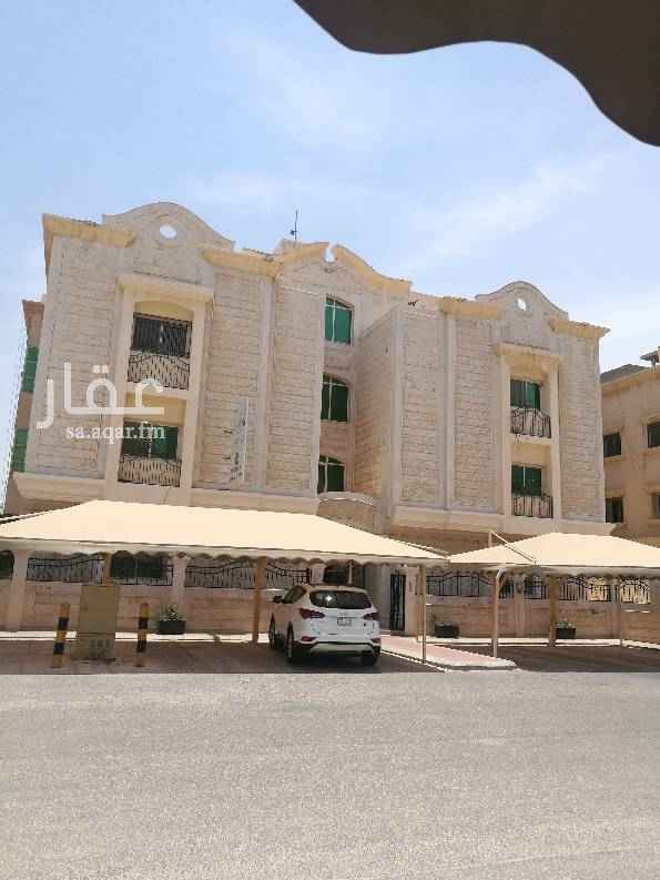 1584345 شقه تتكون من مدخلين و3غرف نوم ومجلس ومقلط وصالتين و3 دورات مياه ومطبخ وغرفة خادمه والتكيف راكب و دولاليب المطبخ راكبه شقة نظيفه متوفر بالدور الارضي و الاول و الثاني
للتواصل / 0562289964