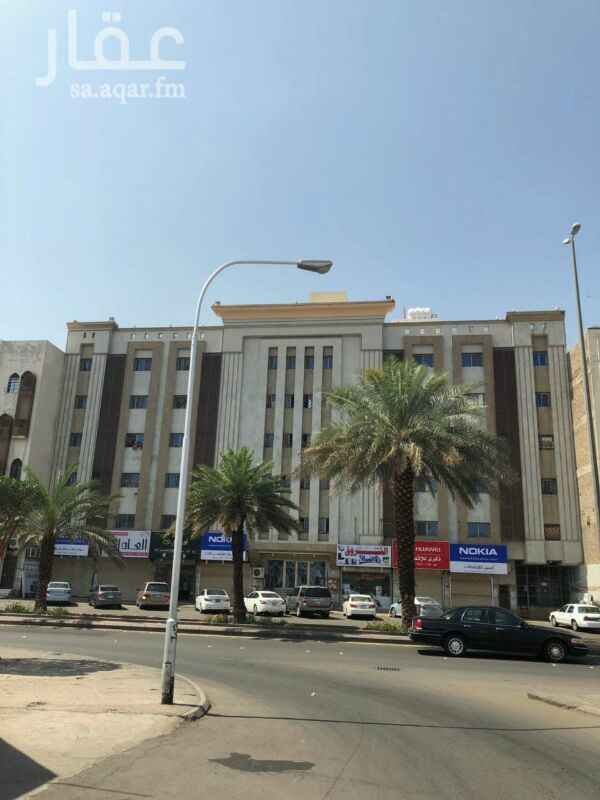 1336033 $$##فرصة استثمارية ##$$
عمارة للإيجار بالكامل على شارع الحزام
مكونة من ١٠ شقق كل شقة ٥ غرف مكيفة وصالة ومطبخ مجهز و٣ دورات مياه
مناسبة للمكاتب أو الشقق المفروشة أو للعيادات
للتواصل. قابل للتفاوض
0594237878
0580809111