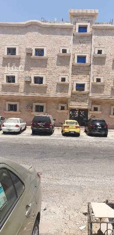 1688840 شقة من غرفتين نوم وصالة ومجلس و٢ حمام ومطبخ قريب الكورنيش وجميع الخدمات والانترنت للاستفسار
٠٥٩٤٣٨٠٠٠٧ ابو حمزه
٠٥٨٣٥٧٠٠٠٢ ابو ادم