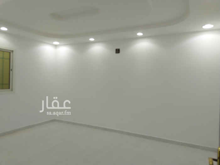 1693167 شقه جديده للايجار اول ساكن بحي رمال الواحه -
الشقه داخل فيلا جديده
مدخل مشترك مع شقه اخره واحده فقط
مكونه من مدخلين ( مجلس رجال مع دوره مياه - مطبخ - صاله - 2غرفه نوم بينهم دوره مياه+مدخل خاص بالشقه لسطح الفيلا )
عداد كهرباء مستقل
للاستفسار عن السعر وتحديد الموقع يرجي الاتصال بالرقم :0594702012