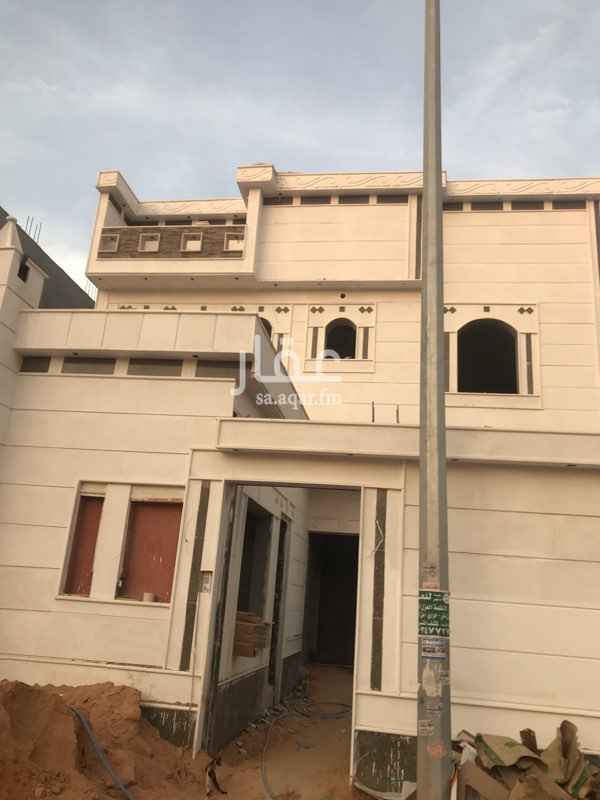 1752144 سلام عليكم ورحمة الله وبركاته هذي فله دور أرضي اثنين شقة ومشقة في الدار البيضاء شارع بن حجر المبلغ المطلوب 1,000,070 للاستفسار على الرقم 059 480 1441