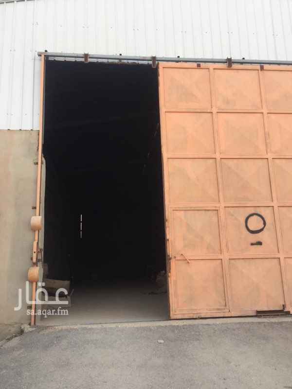 1738500 ورشة بكهرباء 300م.ب32ألف
٠٥٦ ٢٢٧ ٢١٧١