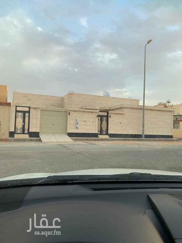 1576331 المواصفات :
الدور الأرضي : جديد
حوش رجال+
مشب خارجي +
مجلس رجال مع دورة مياه +
حوش رجال +ومدخل سيارة +مقلط +
مجلس نساء مع دوراة مياه +
مطبخ ومستودع +
3 غرف نوم مع دورة مياه+
1وغرف ماستر مع دورات مياه
الايجار سنوي او كل ستة شهور
(23الف )
المالك:0595117798
ـــــــــــــــــــــــــــــــــــــــــــــــــــــــــــــــــــــــ
