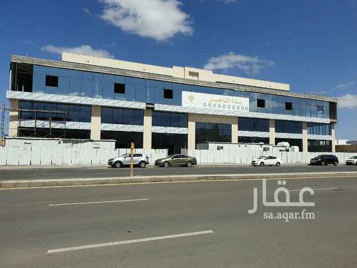 1407984 محلات و معارض للايجار بجده في حي البساتين بموقع مميز على شارعين يربط شارع الامير سلطان مع طريق الملك
المساحات ابتداء من 155 متر مربع حتى 182 متر مربع
لمزيد من التفاصيل تواصلوا معنا على الجوال او الواتس 0556022000