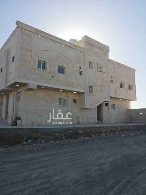 1510926 عماره في العاقول د٢
المساحه ٦٠٠ شرعين ٢٠ شرقي و١٤جنوبي
الدور الارضي شقتين كل شقه اربع غرف وثلاث دورات مياه وصاله
والدور الثاني خمس غرف مدخلين ثلاث دورات مياه وصاله رالاسقف جبس بورد رالارضيه بركيه
المساحه /٦٠٠م