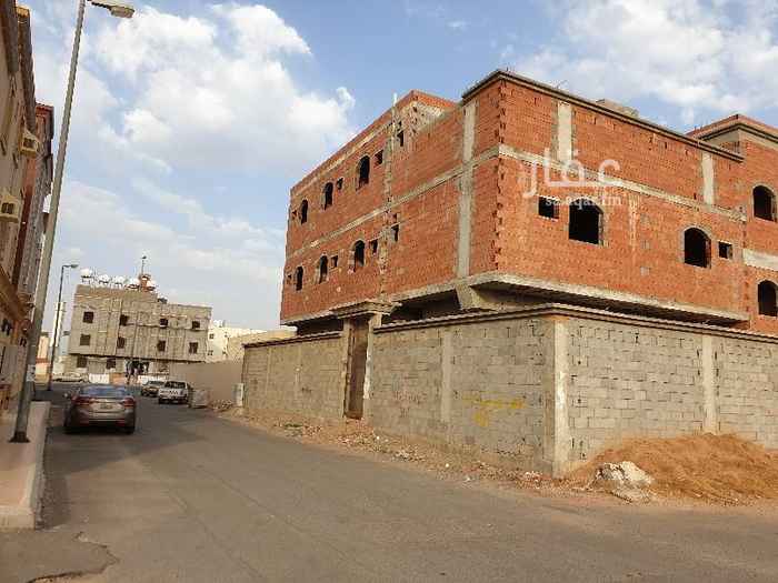 1706217 عمارة عظم بموقع مميز بمخطط الملك فهد
شارعين (شارع ٢٤ غربي و شارع ١٠ شمالي
... مقابل القطار . قريب من شارع الملك عبدالعزيز .
خمس شقق كبييره وتفصيل مميز
شغل شخصي