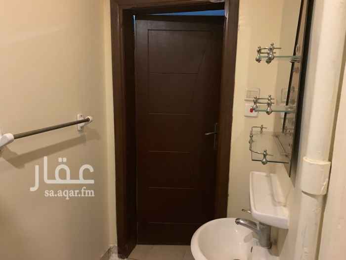 1683181 غرفة ودورة مياه
موثثة
مكيف
ثلاجة
جمب كبري القاعدة الجوية
ايجار السنه ب 7 الاف