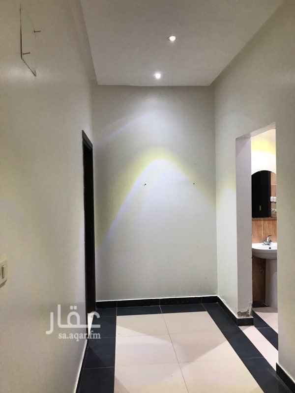 1498634 شقق فاخرة ، سبلت ، مطبخ ، ثلاث دورات مياه ، أربع غرف
قريبة من مسجد وحديقة
يوجد أرضي وعلوي