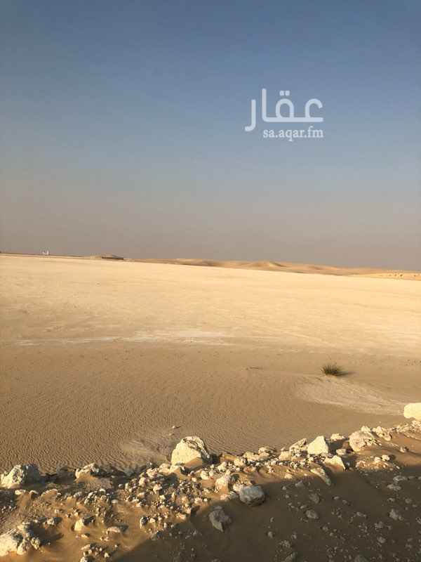 1289317 ارض للايجار مساحتها 160،000 على طريق الرياض بعد محطه سهل ب كيلوين بأتجاه الرياض الارض على الطريق مباشره
