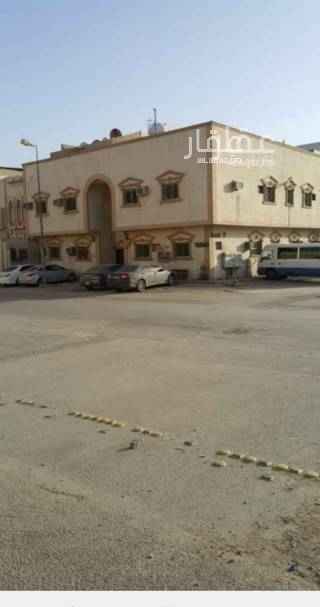 1577497 فرصه عقارية ممتازه جدا جدا
عماره للبيع ( بحى اليمامه )
زاويه شارعين (٢٠)(١٥م)
المساحه ( ٤٠٠متر )
بها (٨) شقق كبار جدا
بها (٨) عدادات كهرباء
العمارة على شارع تجاري
ولكن هى سكنية عوائل
قريب جدا من مستوصف البستان
وامامها حديقه كبيرها جدا
متاجر بالكامل عوائل
سكانها اجانب مهندسين
الداخل الآن بعد النزول (٨٧)ألف
عليها بنك (٢٤٠) ألف ريال
وعليها سوم للمالك (٦١٠) ألف ريال
البيع قريب انشاء الله
ملحوظه الموقع غير دقيق
للاتصال (٠٥٩٦١٠٨٥٣٧)