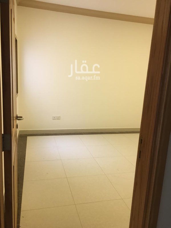 1409510 ✨✨شقة للبيع في حي قرطبه ✨✨
شقة ديلوكس فاخره للبيع بالدور الثالث غرفتين نوم بحمام مشترك + غرفة ماستر مع حمام ، صاله ومجلس ومطبخ و ٣ دورات مياة وغرفة خادمه مع حمام ، مع موقف سياره خاص للشقه ..
الواجهة : جنوبي شرقي
المساحة : 176,080
السعر : 560,000 ريال
الموقع غير دقيق ..
يوجد بها مستأجر الى نهاية شهر ٨ عربي