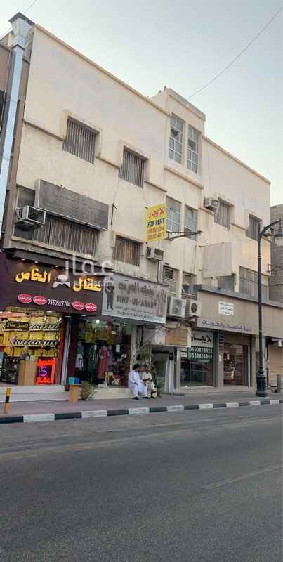1650720 للايجار عشر شقق عزاب شارع الامير بندر ( السويكت ) تقاطع 13 الخبر الشماليه
يبداء الايجار من 10 الاف ريال للشقه الواحده .
الشقق تم تجديدها وصيانتها بالكامل
مكونات الشقه غرفتين نوم عدد اثنين حمام صاله ومطبخ
للتواصل الاتصال بعد صلاة الظهر 0596291663
يفضل التواصل عن طريق الواتساب