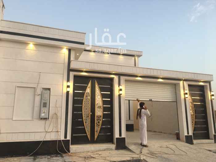 1755044 فله دور تشطيب ممتاز من المالك نفسه
تتكون من :
مجلس رجال مع دورة مياة
مقلط
صاله
مجلس نساء
مطبخ
غرفة نوم ماستر
غرفتين نوم
دورة مياة